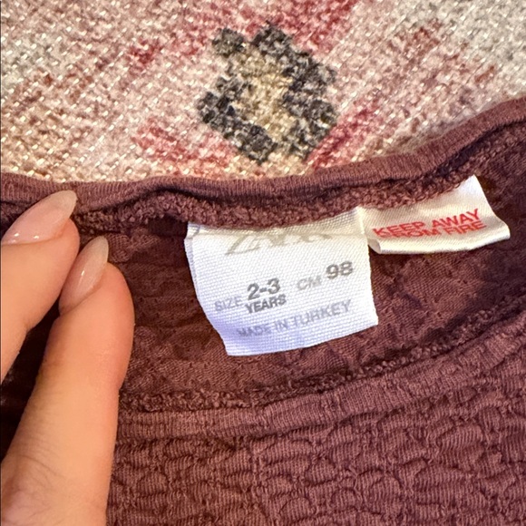 Zara Set - Picture 2 of 5